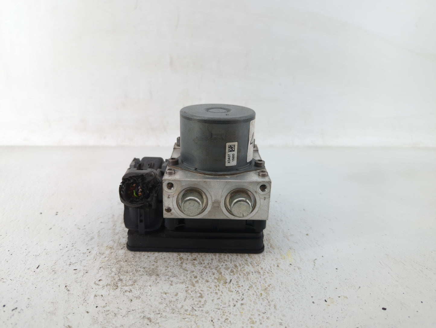 2014 Fiat 500l ABS Pump Control Module Replacement P/N:51920753 51973614 Fits OEM Used Auto Parts - Oemusedautoparts1.com