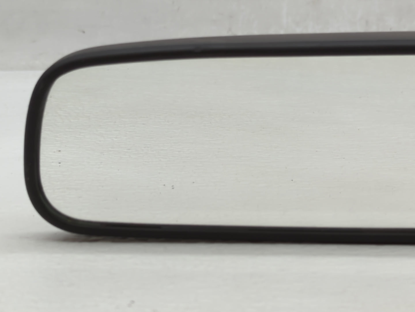 2014 Fiat 500l Interior Rear View Mirror Replacement OEM P/N:I100027 E13010837 Fits OEM Used Auto Parts - Oemusedautoparts1.