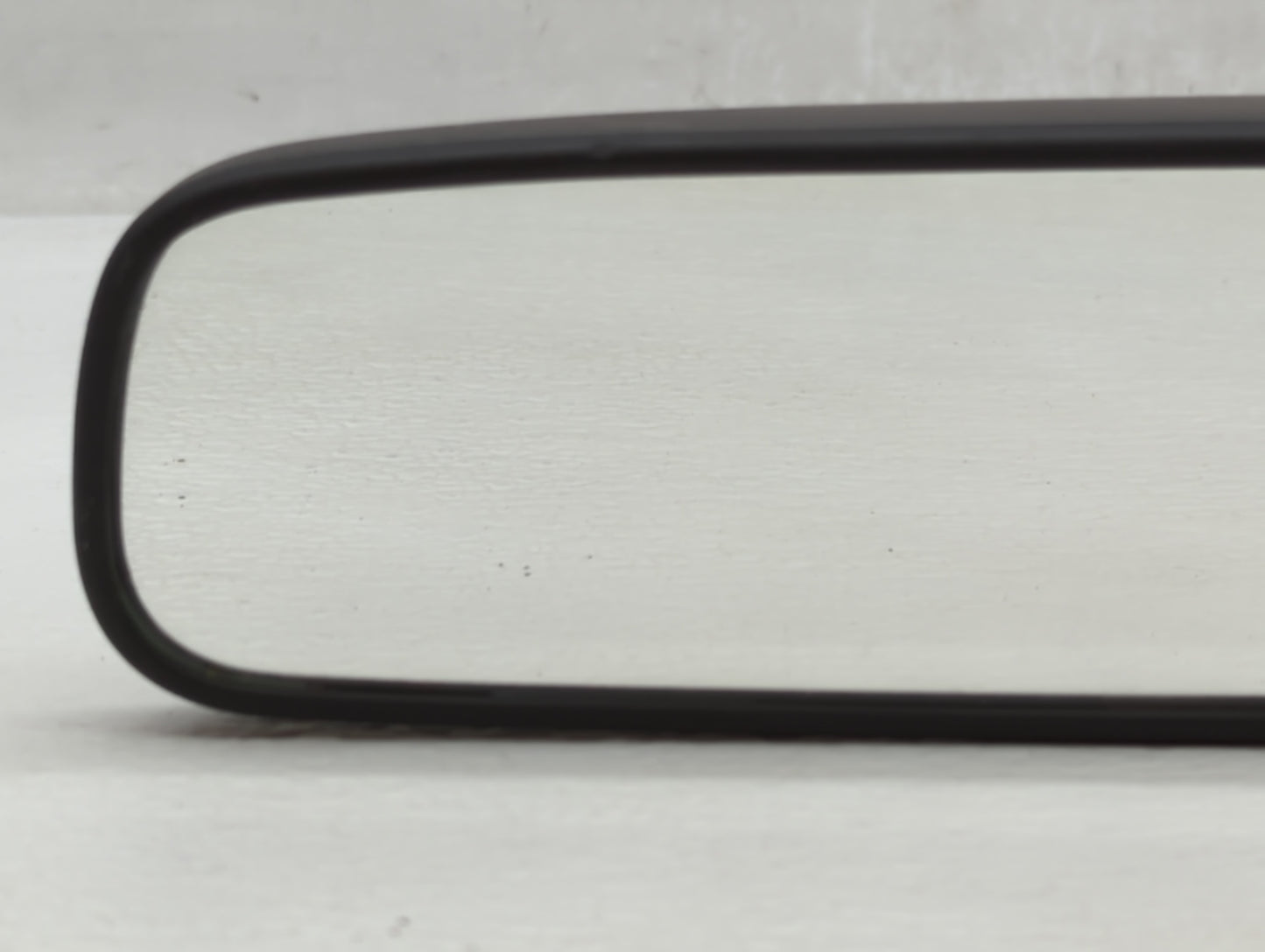 2014 Fiat 500l Interior Rear View Mirror Replacement OEM P/N:I100027 E13010837 Fits OEM Used Auto Parts - Oemusedautoparts1.