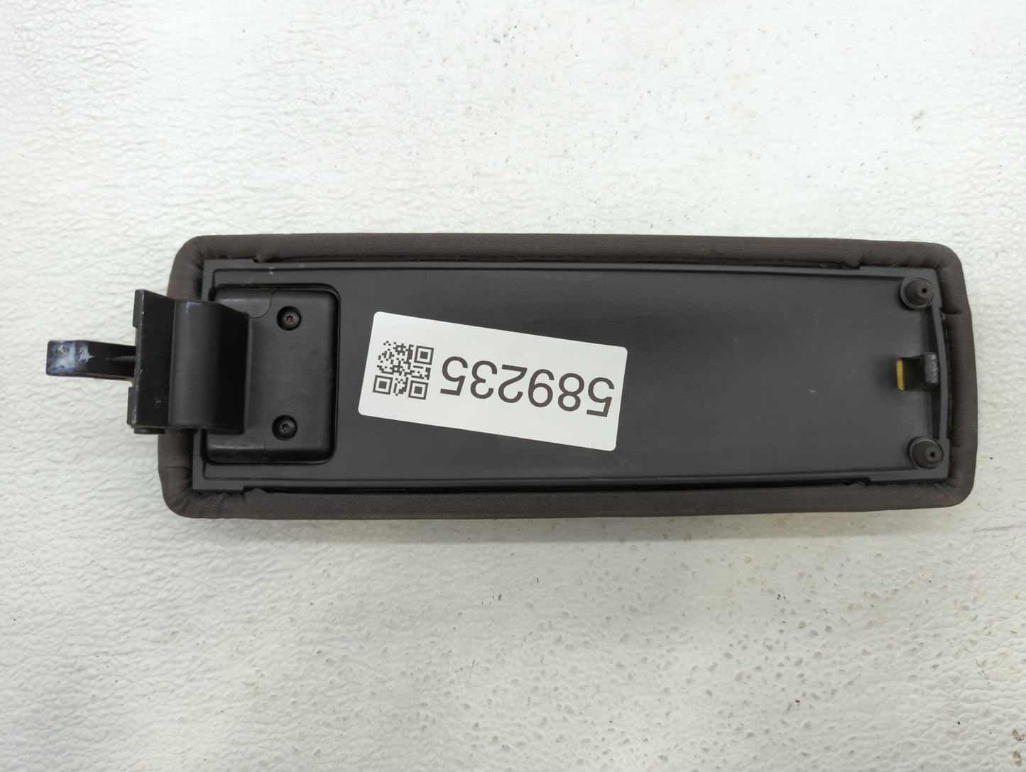 2014 Fiat 500l Center Console Armrest Cover Lid Black - Oemusedautoparts1.com
