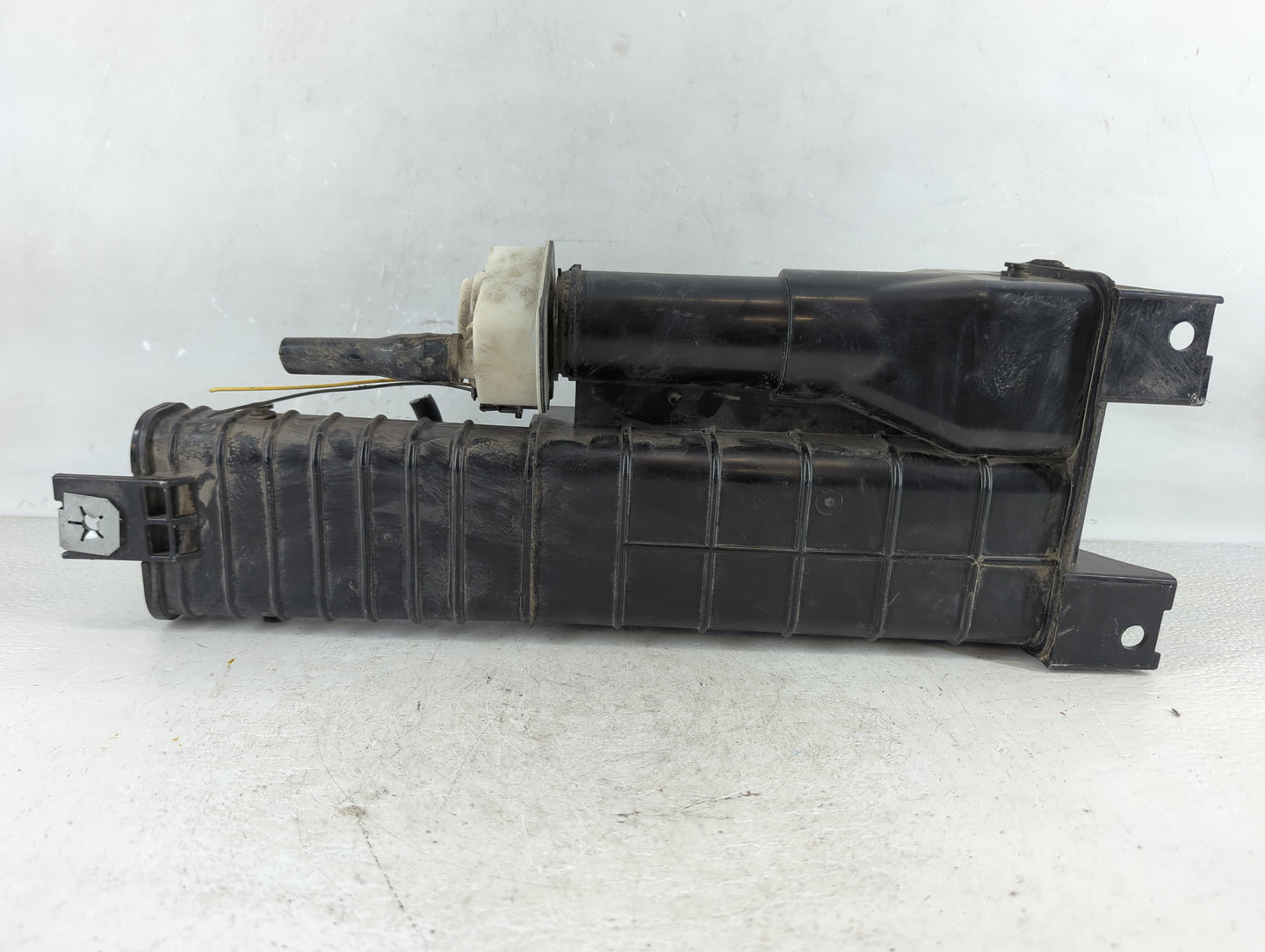 2014 Fiat 500L Fuel Vapor Charcoal Canister - Oemusedautoparts1.com