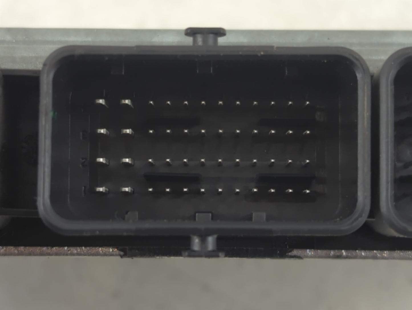 2014-2016 Ford C-Max PCM Engine Control Computer ECU ECM PCU OEM P/N:EM5A-12A650-AFA Fits Fits 2014 2015 2016 OEM Used Auto 