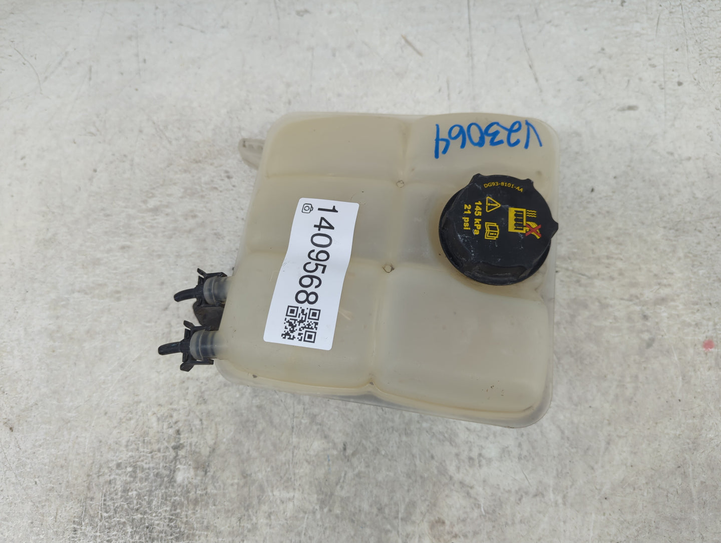 2013-2018 Ford C-max Radiator Coolant Overflow Expansion Tank Bottle 1409568 - Oemusedautoparts1.com