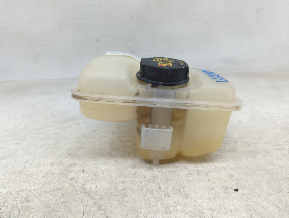 2013-2018 Ford C-max Radiator Coolant Overflow Expansion Tank Bottle 1409568 - Oemusedautoparts1.com