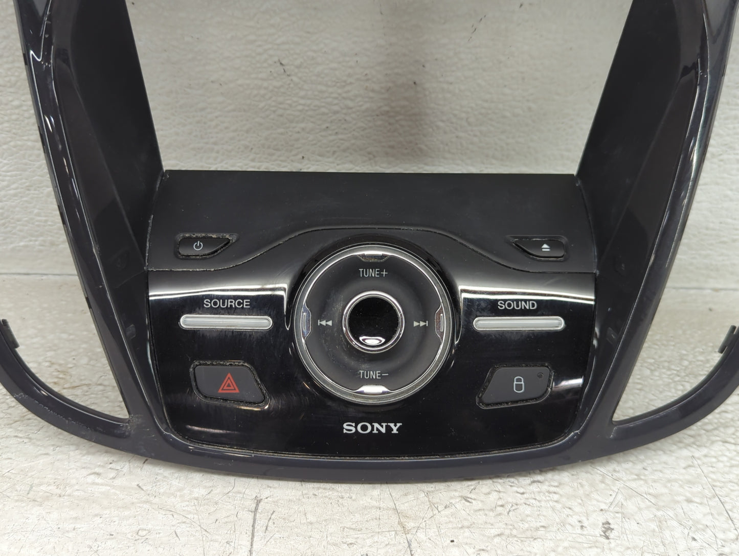 2013-2016 Ford C-Max Radio AM FM Cd Player Receiver Replacement P/N:CJ54-18835-CCW Fits Fits 2013 2014 2015 2016 OEM Used Au