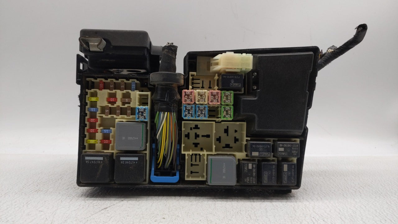 2013-2018 Ford C-Max Fusebox Fuse Box Panel Relay Module P/N:HM5T-14290-ABB 3M5T-14A067-AC Fits Fits 2013 2014 2015 2016 201