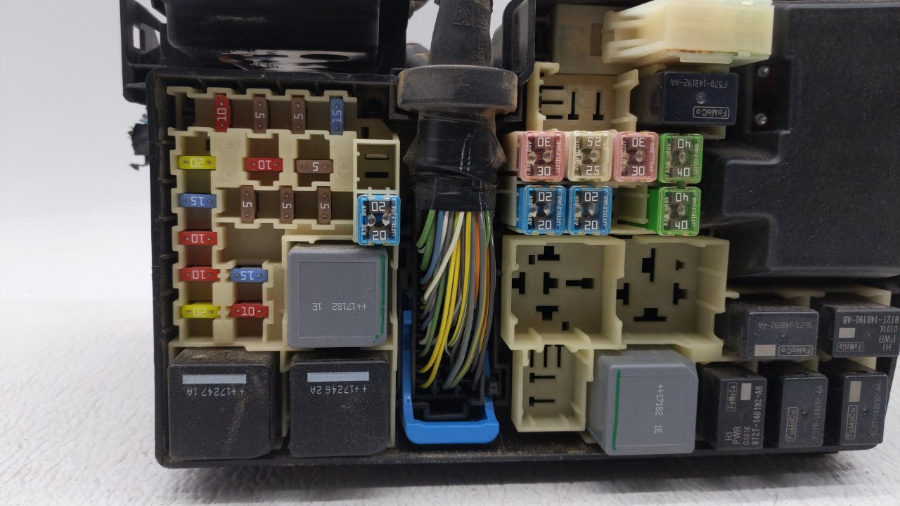 2013-2018 Ford C-Max Fusebox Fuse Box Panel Relay Module P/N:HM5T-14290-ABB 3M5T-14A067-AC Fits Fits 2013 2014 2015 2016 201