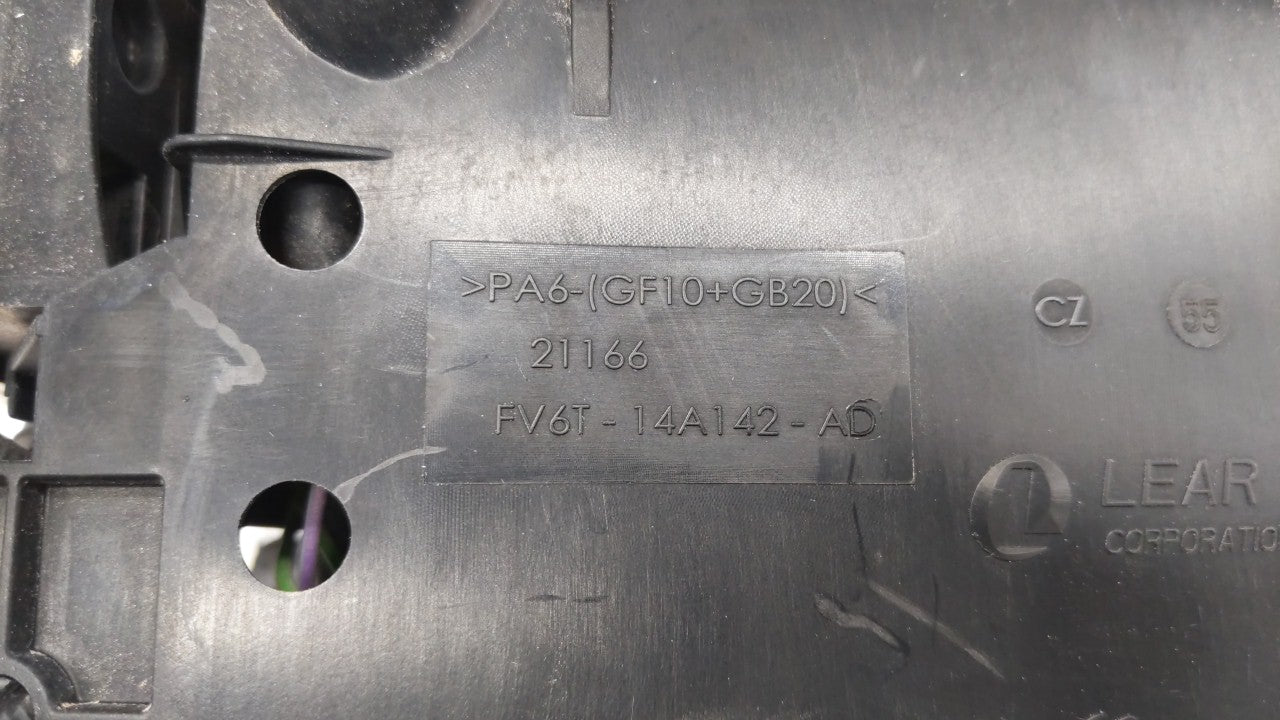 2013-2018 Ford C-Max Fusebox Fuse Box Panel Relay Module P/N:HM5T-14290-ABB 3M5T-14A067-AC Fits Fits 2013 2014 2015 2016 201