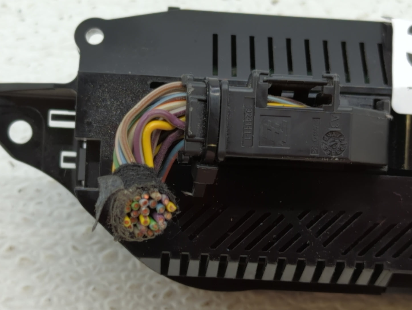 2013-2016 Ford C-Max Climate Control Module Temperature AC/Heater Replacement P/N:DM5T-18C612-AK DM5T-18C612-AG Fits OEM Use