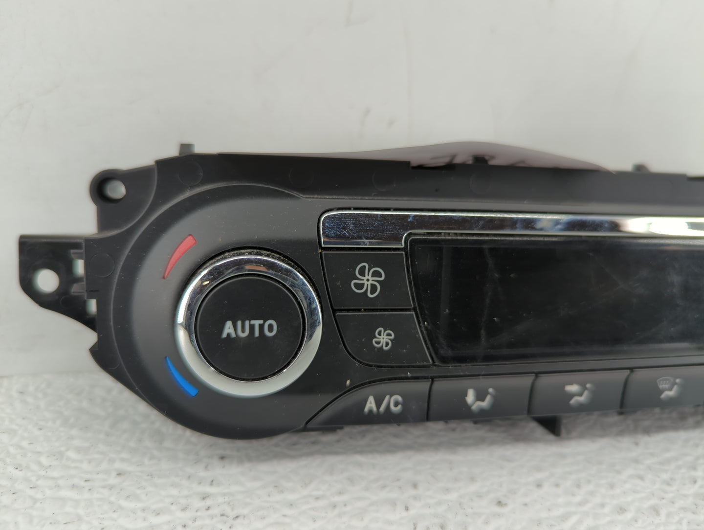 2013-2016 Ford C-Max Climate Control Module Temperature AC/Heater Replacement P/N:DM5T-18C612-AK DM5T-18C612-AG Fits OEM Use