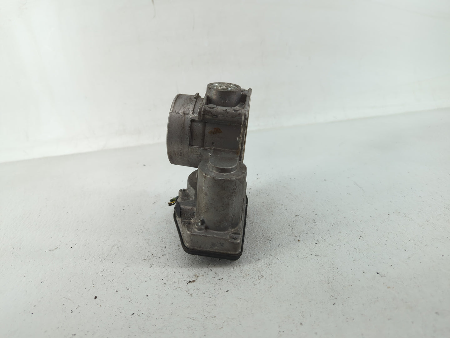 2013-2018 Ford C-Max Throttle Body P/N:DS7E-9F991-BB DS7E-9F991-AH Fits Fits 2013 2014 2015 2016 2017 2018 2019 2020 2021 20