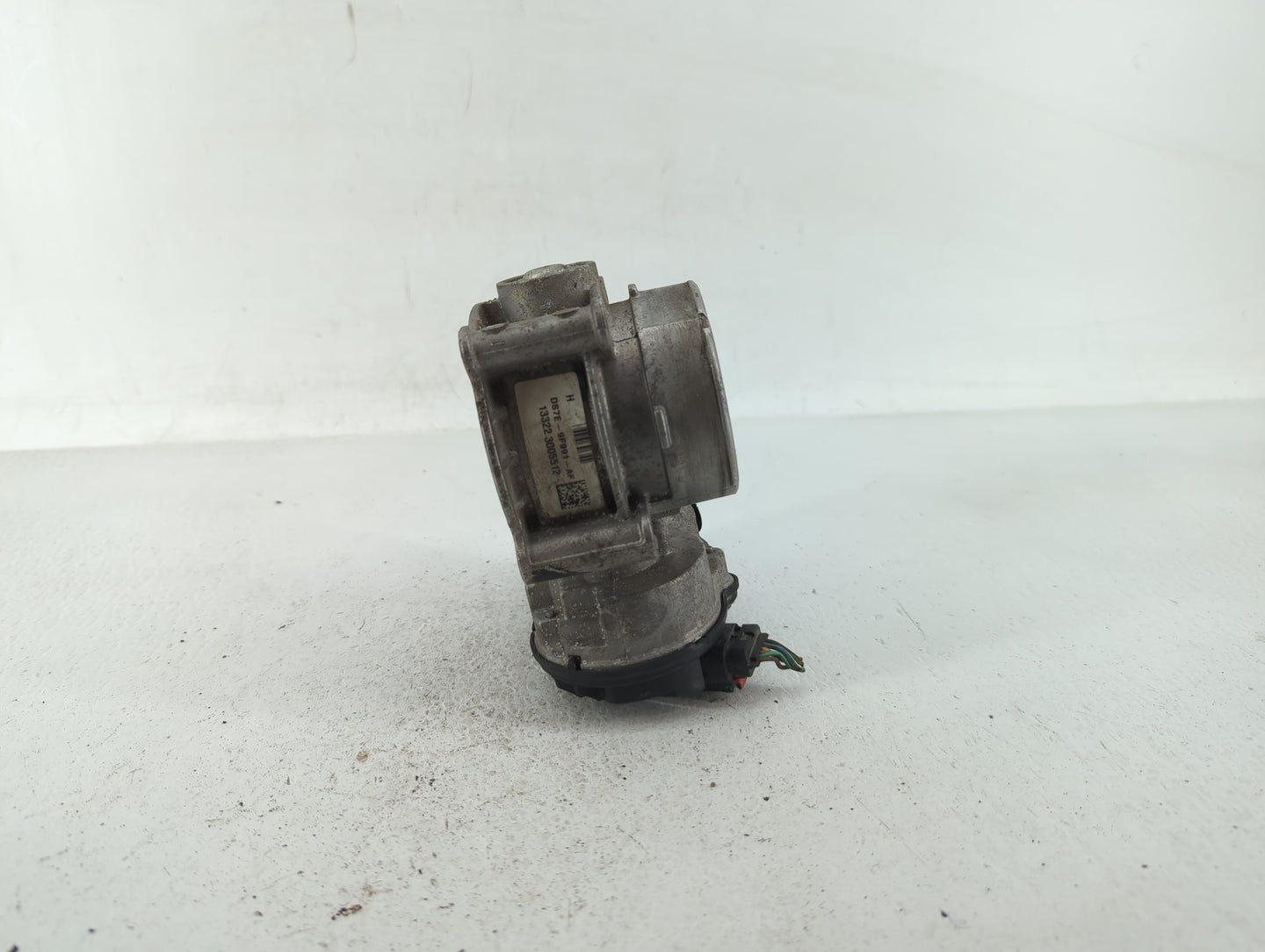 2013-2018 Ford C-Max Throttle Body P/N:DS7E-9F991-BB DS7E-9F991-AH Fits Fits 2013 2014 2015 2016 2017 2018 2019 2020 2021 20