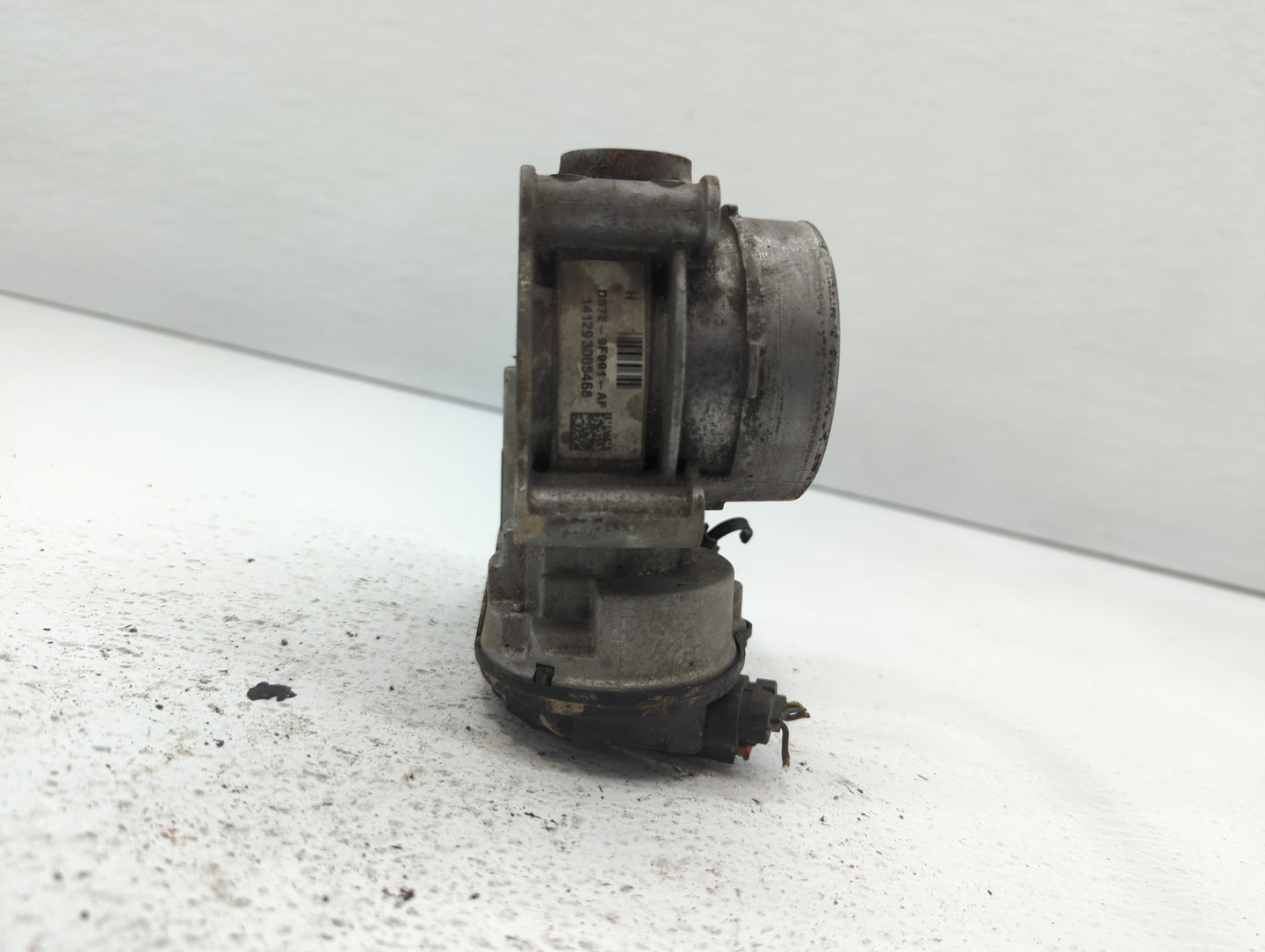 2013-2018 Ford C-Max Throttle Body P/N:DS7E-9F991-BB DS7E-9F991-AH Fits Fits 2013 2014 2015 2016 2017 2018 2019 2020 2021 20