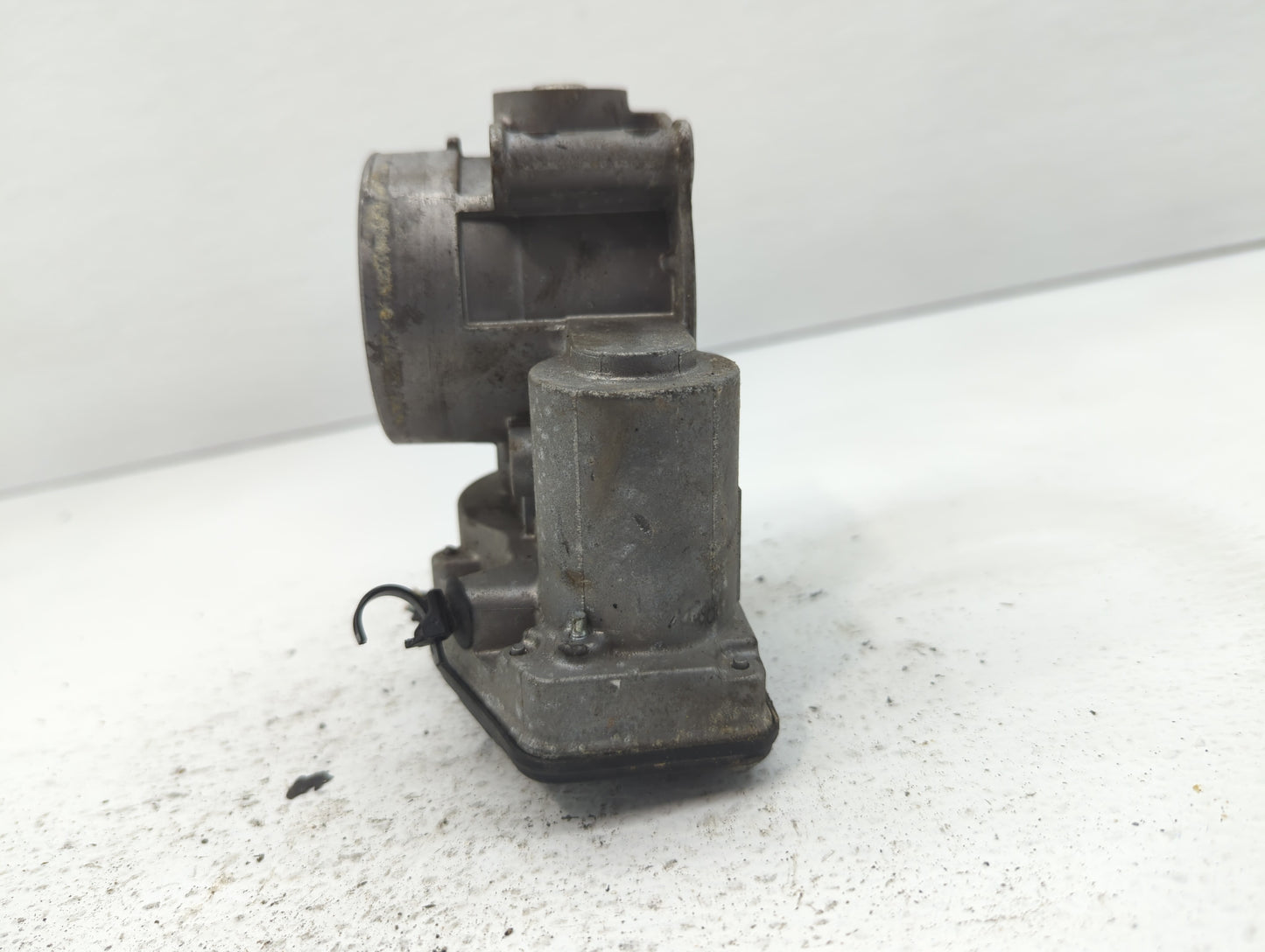 2013-2018 Ford C-Max Throttle Body P/N:DS7E-9F991-BB DS7E-9F991-AH Fits Fits 2013 2014 2015 2016 2017 2018 2019 2020 2021 20