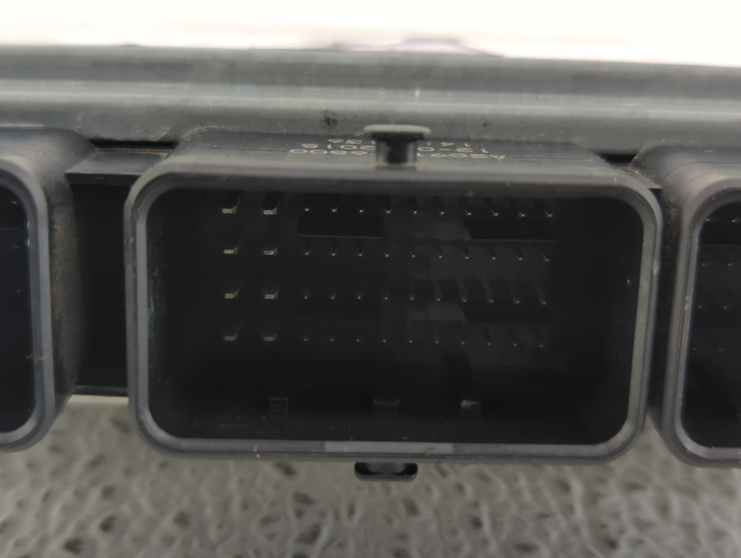 2014-2016 Ford C-Max PCM Engine Control Computer ECU ECM PCU OEM P/N:FM5A-12A650-YA EM5A-12A650-AEA Fits Fits 2014 2015 2016