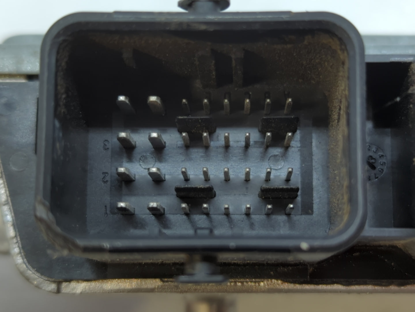 2014-2016 Ford C-Max PCM Engine Control Computer ECU ECM PCU OEM P/N:EM5A-12A650-AEA FM5A-12A650-YA Fits Fits 2014 2015 2016