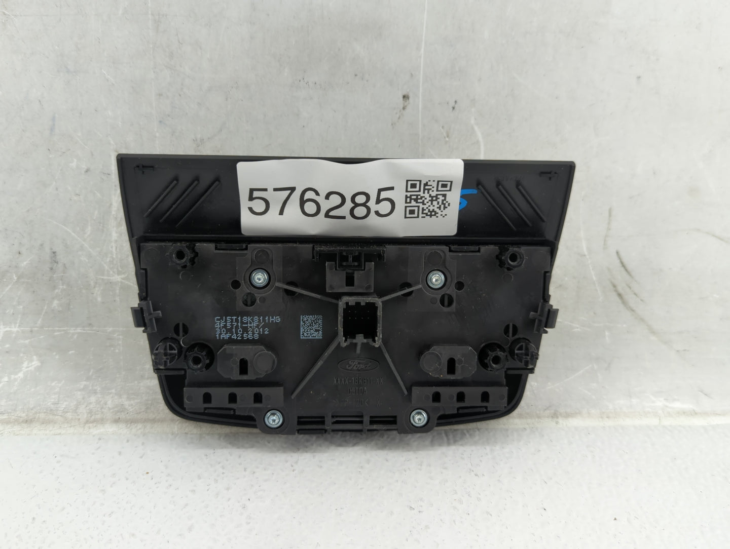 2014 Ford C-Max Radio AM FM Cd Player Receiver Replacement P/N:CJ54-18835-EE3 CJ5T-18K811-HJ, CJ5T-18K811-HH, XXXX-18K811-XX