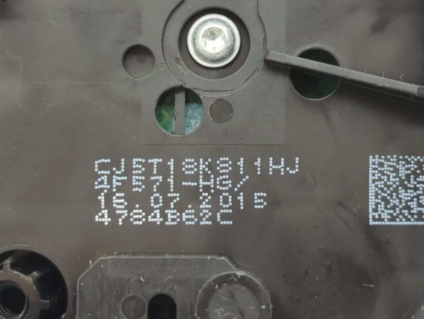 2014 Ford C-Max Radio AM FM Cd Player Receiver Replacement P/N:CJ54-18835-EE3 CJ5T-18K811-HJ, CJ5T-18K811-HH, XXXX-18K811-XX