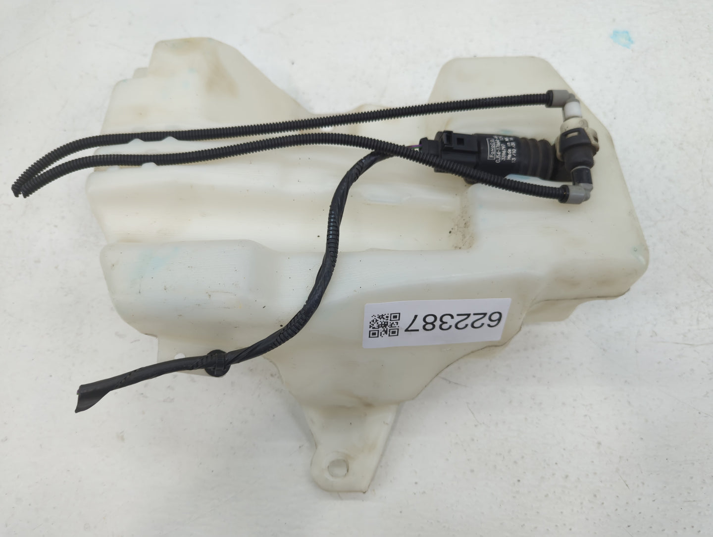 2013-2018 Ford C-max Windshield Washer Fluid Reservoir Bottle Oem - Oemusedautoparts1.com