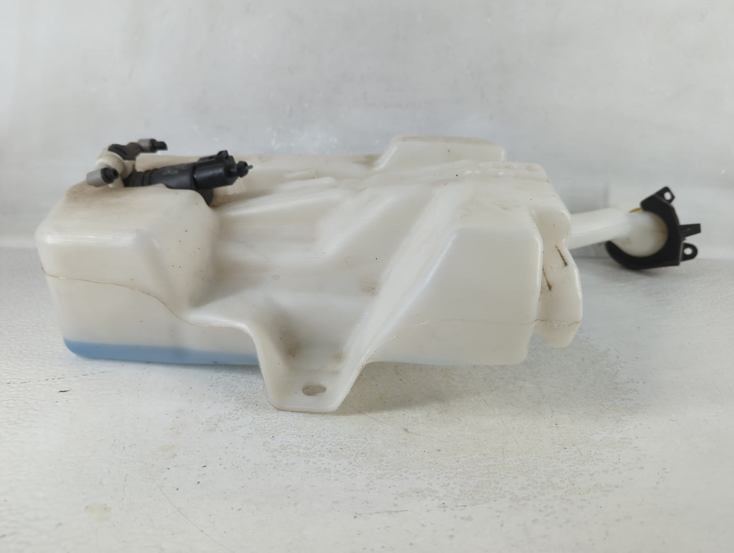 2013-2018 Ford C-max Windshield Washer Fluid Reservoir Bottle Oem - Oemusedautoparts1.com