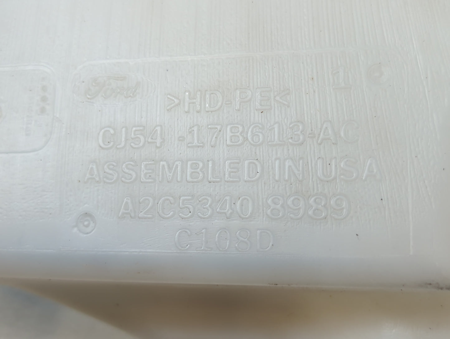 2013-2018 Ford C-max Windshield Washer Fluid Reservoir Bottle Oem - Oemusedautoparts1.com
