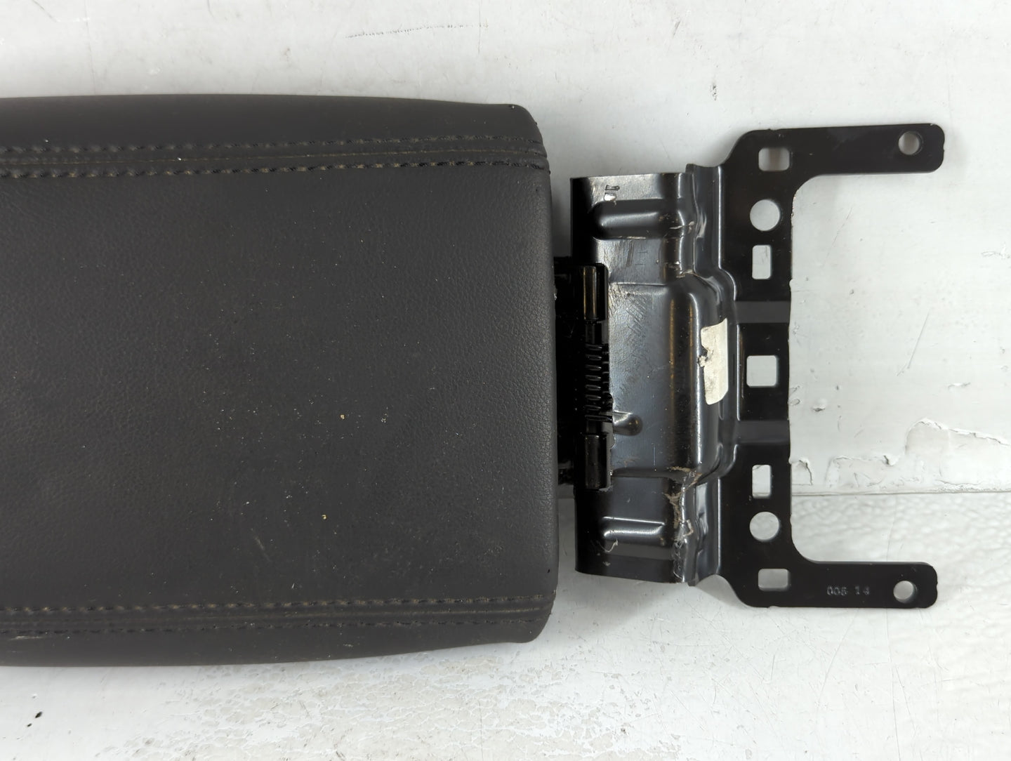 2014 Ford C-Max Center Console Armrest Cover Lid Fits OEM Used Auto Parts - Oemusedautoparts1.com