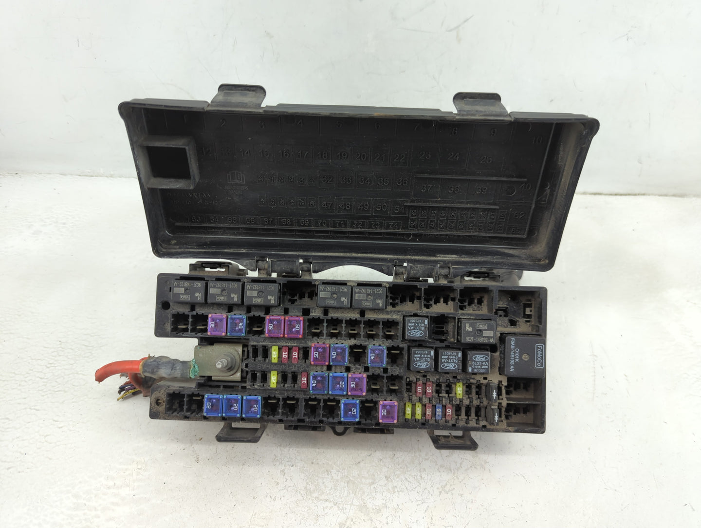 2009-2014 Ford E-250 Fusebox Fuse Box Panel Relay Module P/N:9L1T-14A003-AA Fits OEM Used Auto Parts - Oemusedautoparts1.com