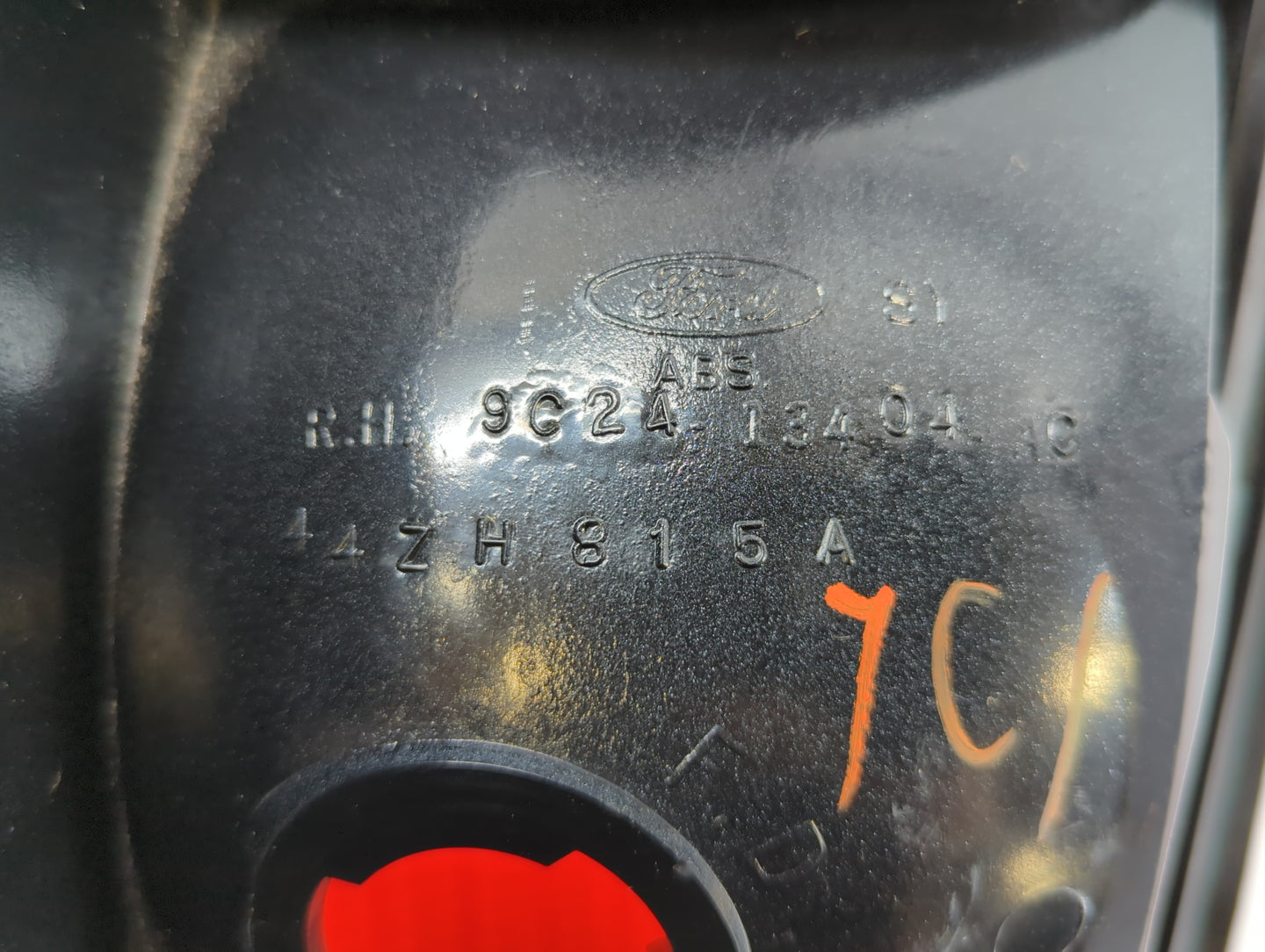 2005-2014 Ford E-250 Tail Light Assembly Passenger Right OEM P/N:F2UB-13A495 Fits OEM Used Auto Parts - Oemusedautoparts1.co