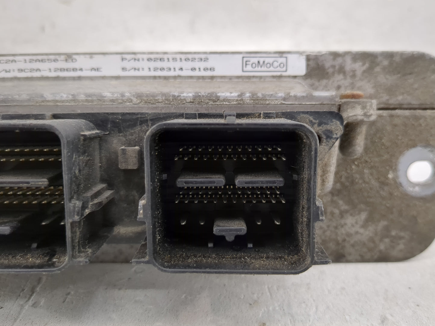 2014 Ford E250 PCM Engine Control Computer ECU ECM PCU OEM P/N:DC2A-12A650-ED 9C2A-12B684-AE, 0261S10232 Fits Fits 2013 OEM 