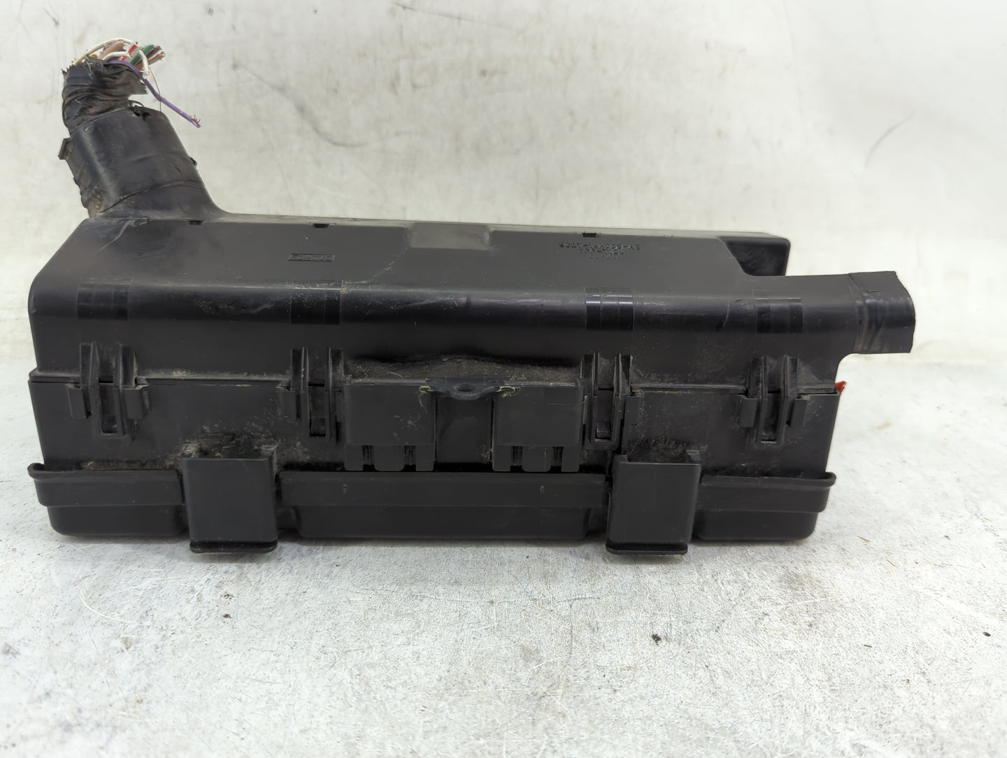 2014 Ford E250 Fusebox Fuse Box Panel Relay Module P/N:9C2T-14A003-AB Fits Fits 2009 2010 2011 2012 2013 2015 2016 2017 2018