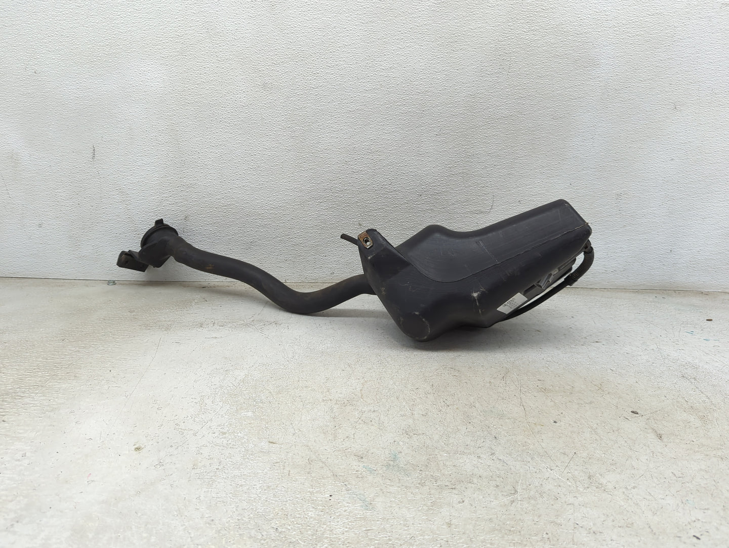 Ford E250 Windshield Washer Fluid Reservoir Bottle Oem - Oemusedautoparts1.com