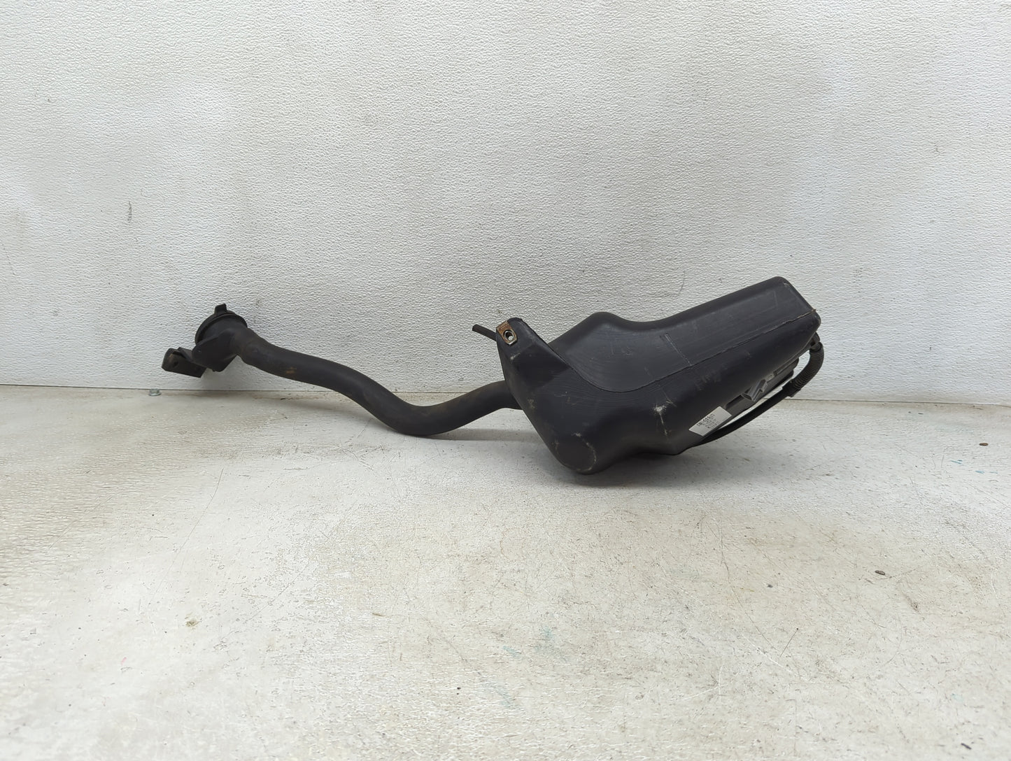 Ford E250 Windshield Washer Fluid Reservoir Bottle Oem - Oemusedautoparts1.com