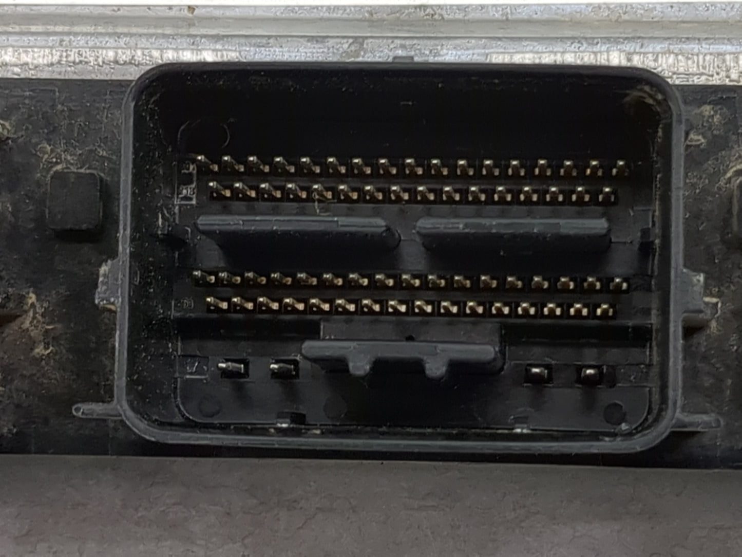 2014 Ford E250 PCM Engine Control Computer ECU ECM PCU OEM P/N:0261S10232 Fits Fits 2013 OEM Used Auto Parts - Oemusedautopa