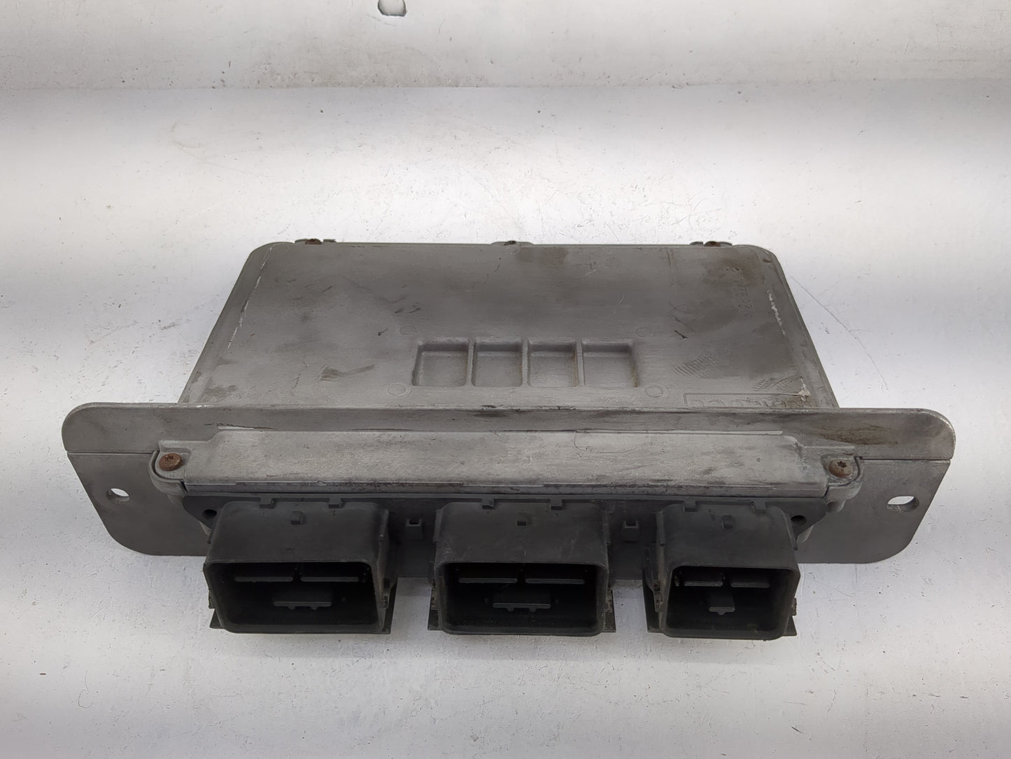 2014 Ford E250 PCM Engine Control Computer ECU ECM PCU OEM P/N:DC2A-12A650-HD Fits OEM Used Auto Parts - Oemusedautoparts1.c