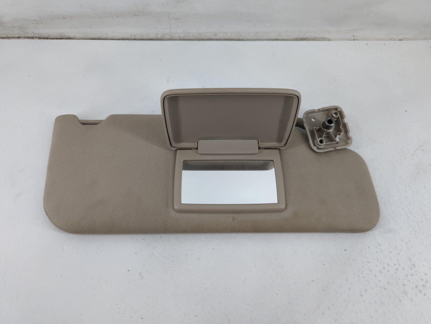 2011-2014 Ford Edge Sun Visor Shade Replacement Passenger Right Mirror Fits Fits 2011 2012 2013 2014 OEM Used Auto Parts - O