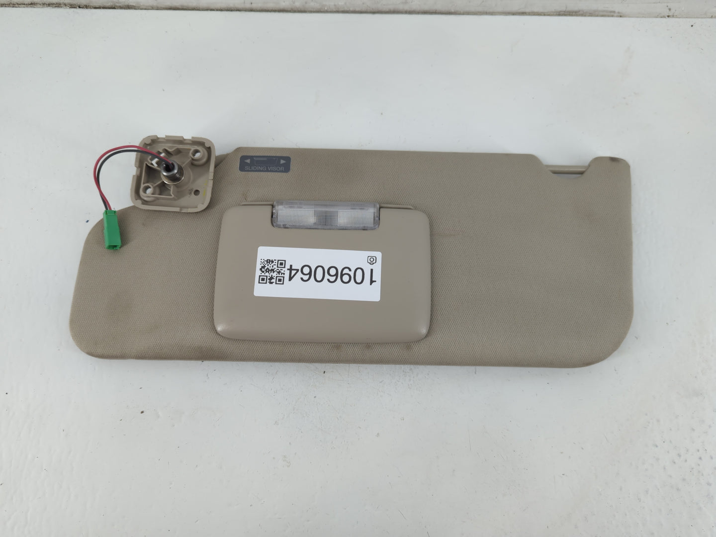 2011-2014 Ford Edge Sun Visor Shade Replacement Driver Left Mirror Fits Fits 2011 2012 2013 2014 OEM Used Auto Parts - Oemus