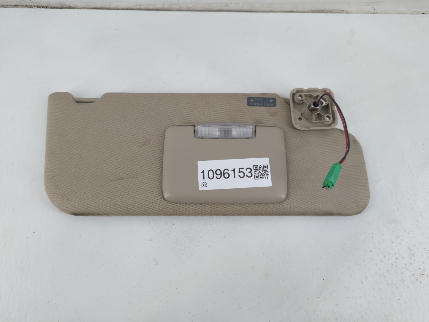 2011-2014 Ford Edge Sun Visor Shade Replacement Passenger Right Mirror Fits Fits 2011 2012 2013 2014 2015 OEM Used Auto Part
