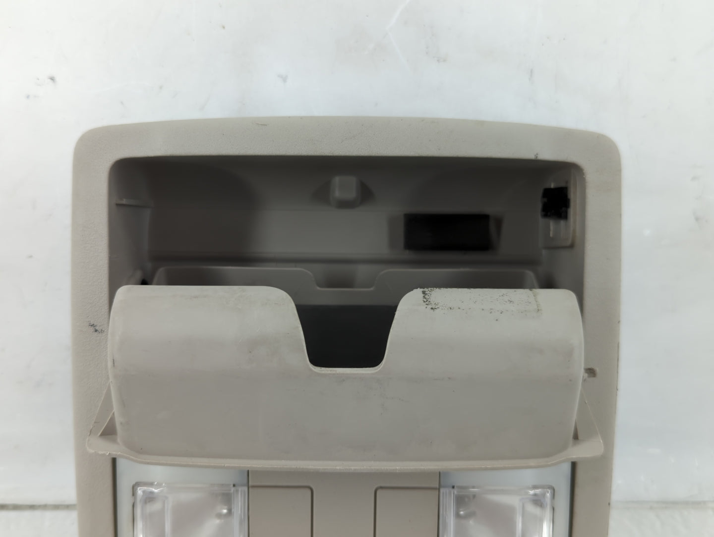 2009-2014 Ford Edge Overhead Roof Console 1118539 - Oemusedautoparts1.com