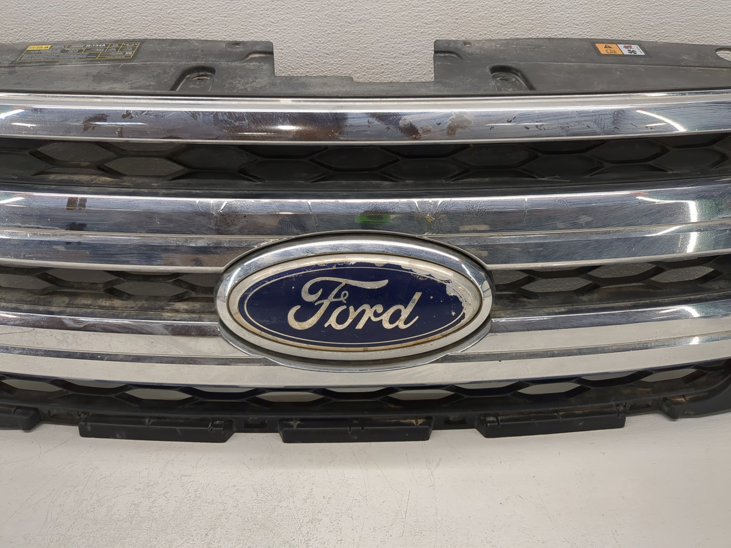 2011-2014 Ford Edge Front Grille Bumper Not Included - Oemusedautoparts1.com