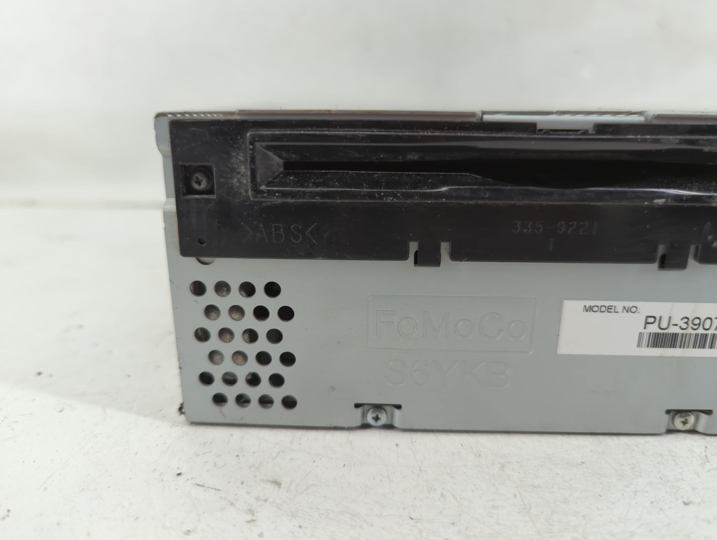 2013-2014 Ford Edge Radio AM FM Cd Player Receiver Replacement Fits Fits 2013 2014 OEM Used Auto Parts - Oemusedautoparts1.c