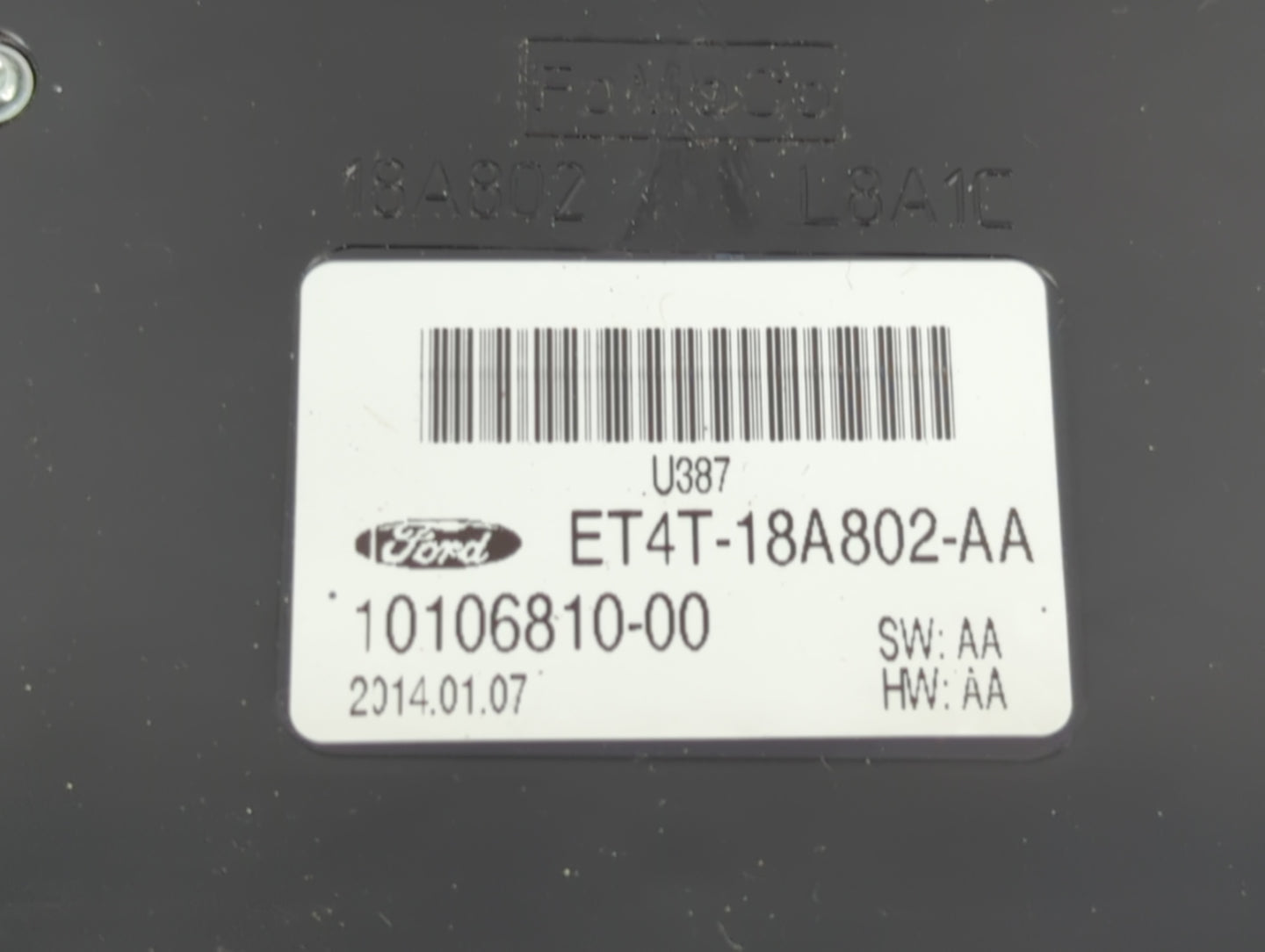 2014 Ford Edge Radio AM FM Cd Player Receiver Replacement P/N:ET4T-18A802-AA Fits OEM Used Auto Parts - Oemusedautoparts1.co