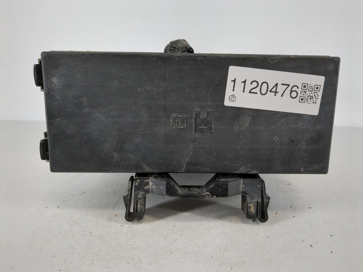 2012-2014 Ford Edge Fusebox Fuse Box Panel Relay Module P/N:CT4T-14290-AK Fits Fits 2012 2013 2014 OEM Used Auto Parts - Oem