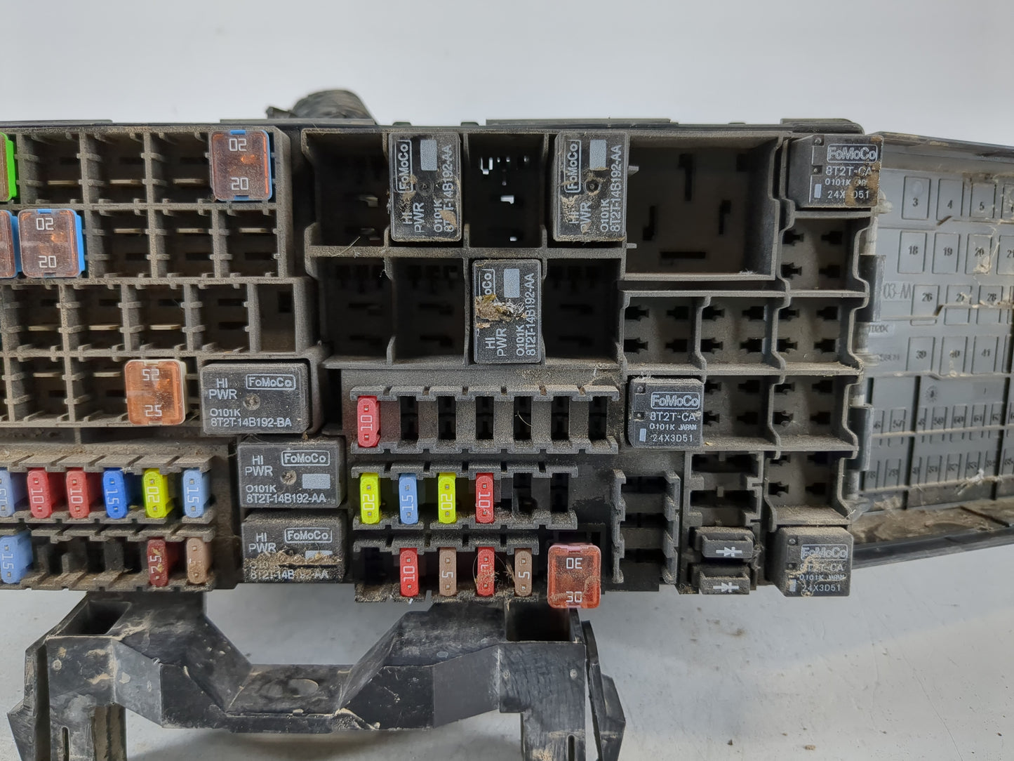 2012-2014 Ford Edge Fusebox Fuse Box Panel Relay Module P/N:CT4T-14290-AK Fits Fits 2012 2013 2014 OEM Used Auto Parts - Oem