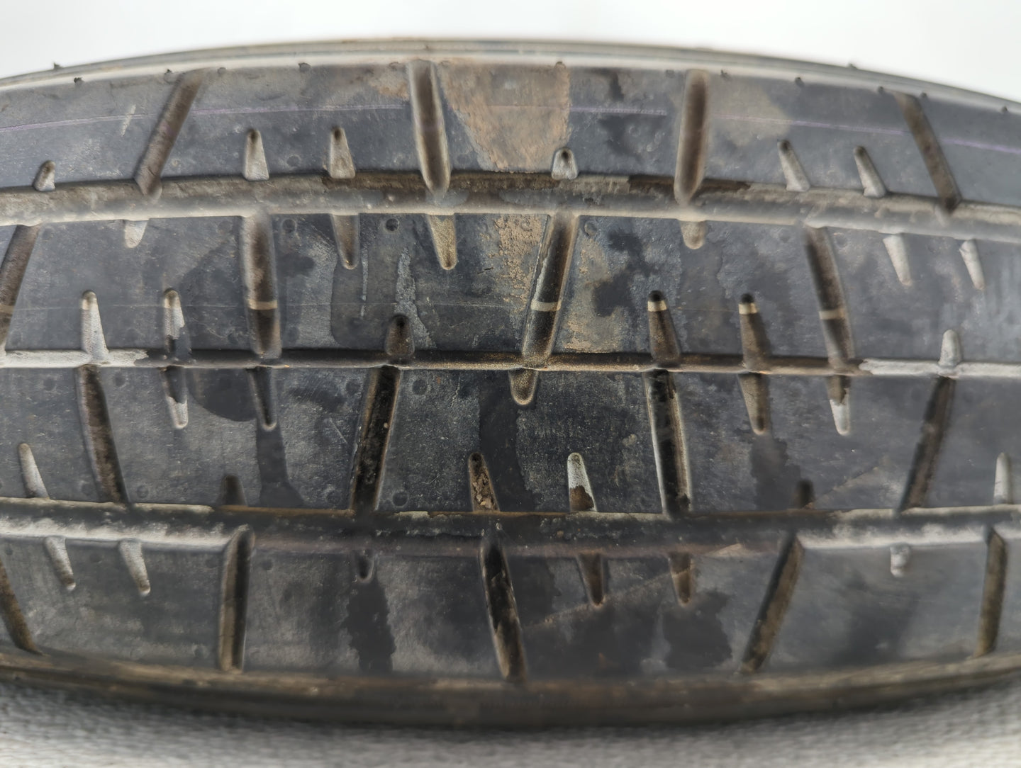 2010-2014 Ford Edge Spare Donut Tire Wheel Rim Oem - Oemusedautoparts1.com