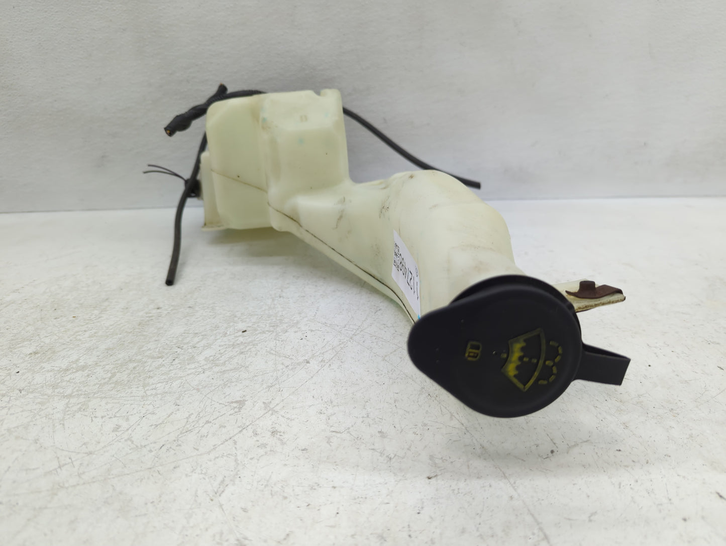 2007-2014 Ford Edge Windshield Washer Fluid Reservoir Bottle Oem - Oemusedautoparts1.com
