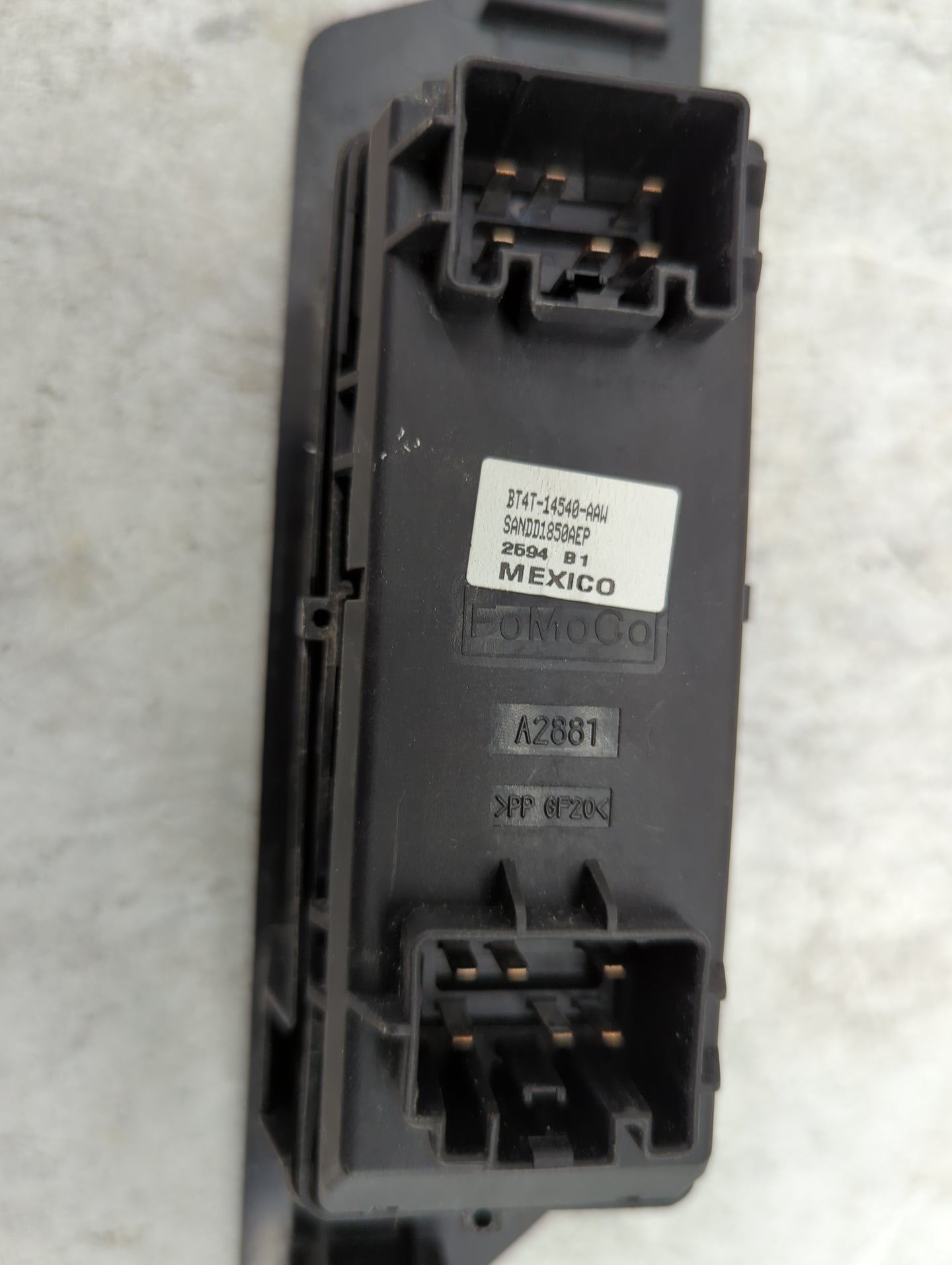 2007-2014 Ford Edge Master Power Window Switch Replacement Driver Side Left Fits OEM Used Auto Parts - Oemusedautoparts1.com