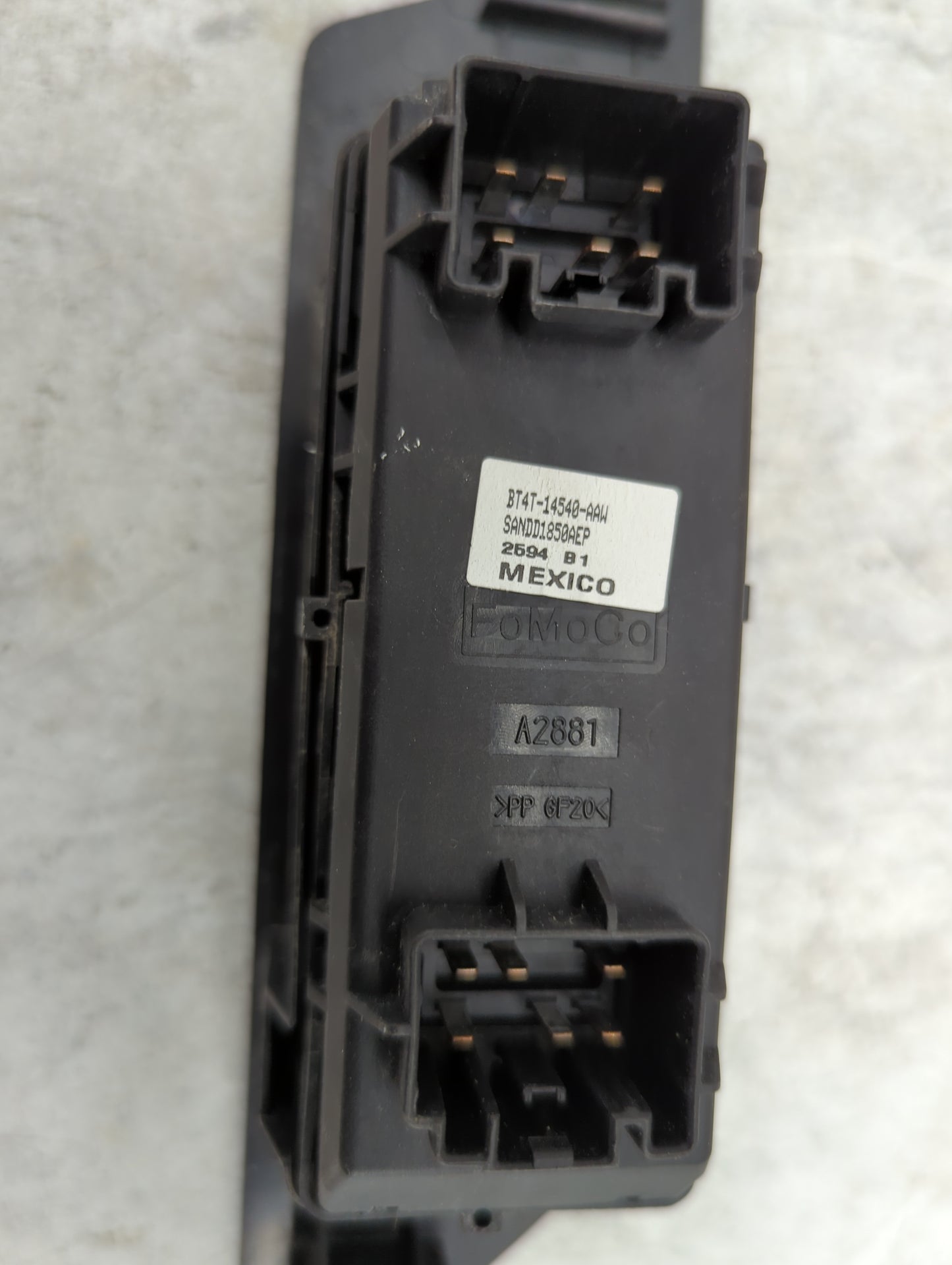 2007-2014 Ford Edge Master Power Window Switch Replacement Driver Side Left Fits OEM Used Auto Parts - Oemusedautoparts1.com