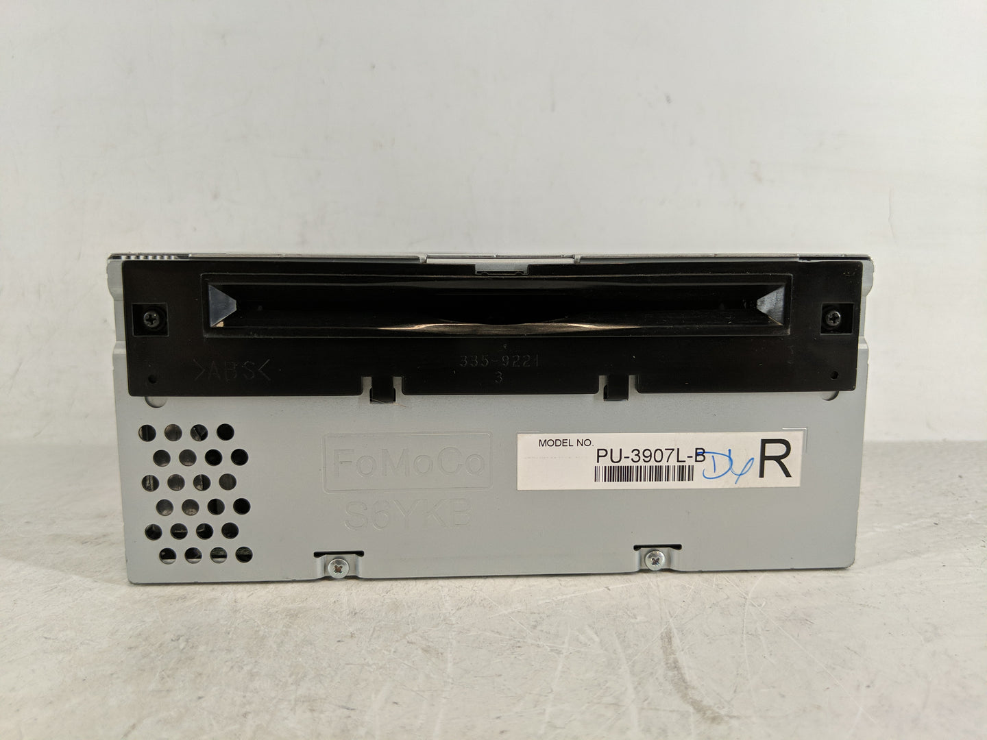 2014 Ford Edge Radio AM FM Cd Player Receiver Replacement P/N:ET4T-19C107-MA Fits Fits 2015 OEM Used Auto Parts - Oemusedaut
