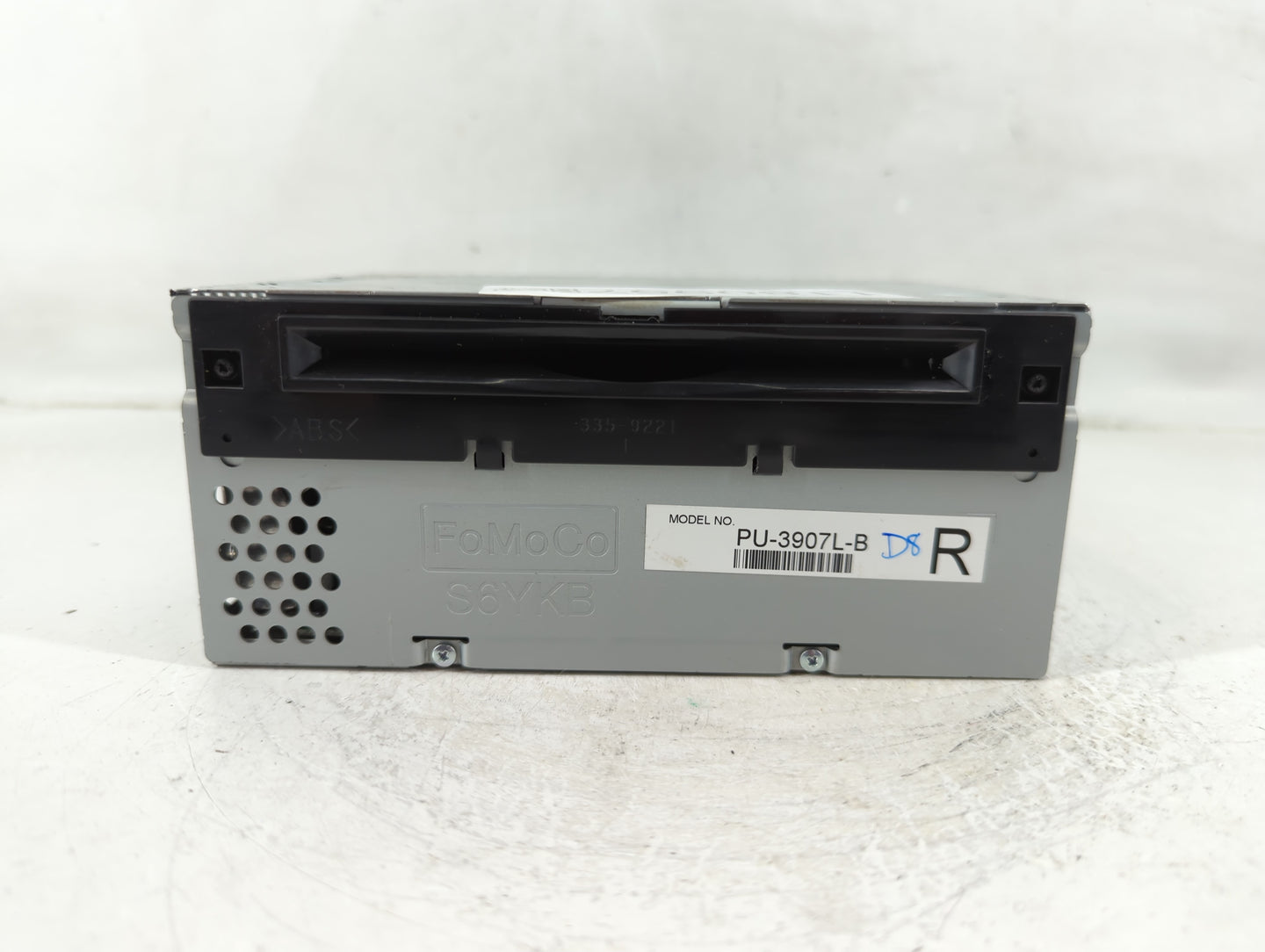 2014 Ford Edge Radio AM FM Cd Player Receiver Replacement P/N:ET4T-19C107-MA Fits Fits 2015 OEM Used Auto Parts - Oemusedaut