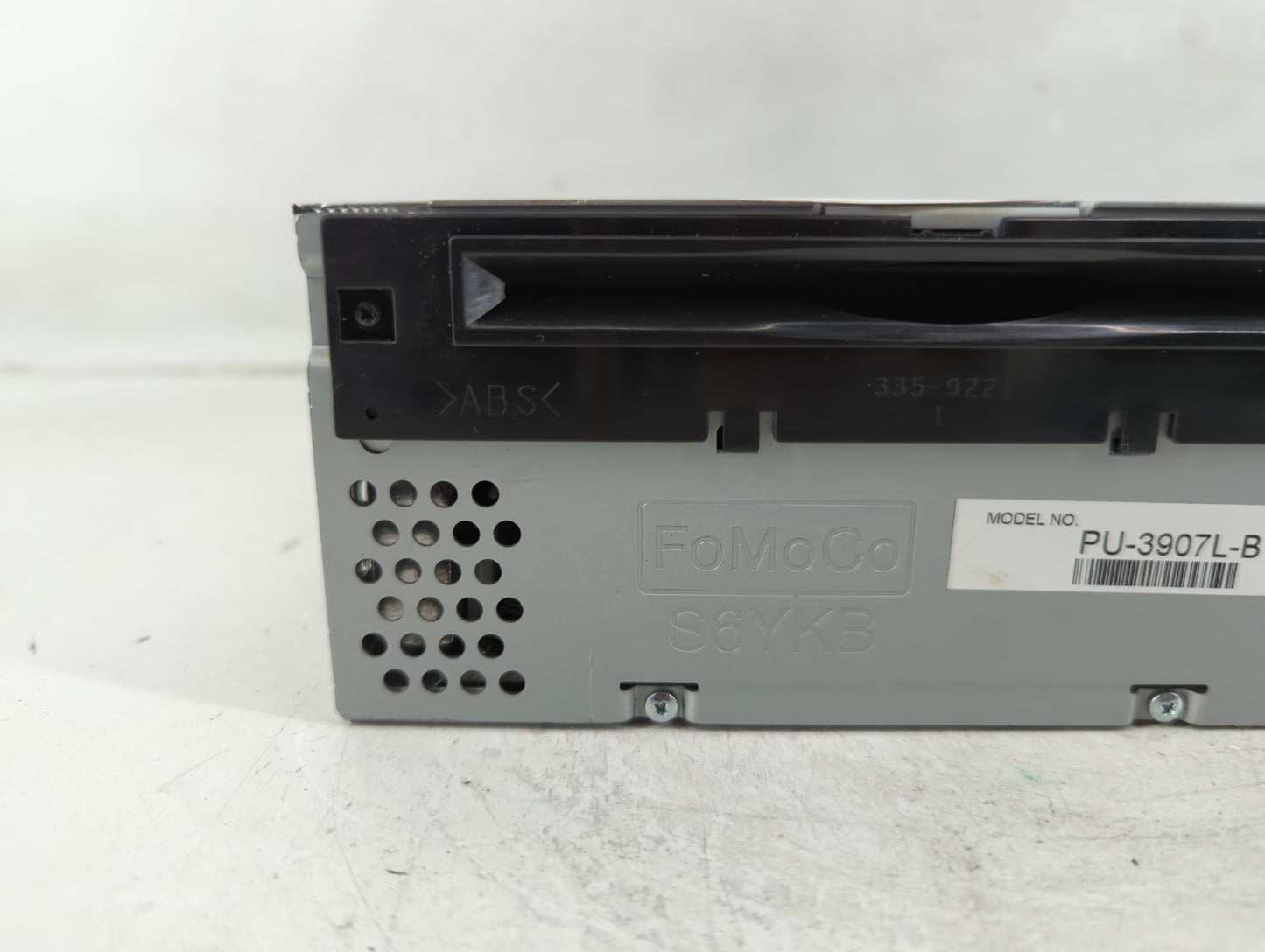 2014 Ford Edge Radio AM FM Cd Player Receiver Replacement P/N:ET4T-19C107-MA Fits Fits 2015 OEM Used Auto Parts - Oemusedaut